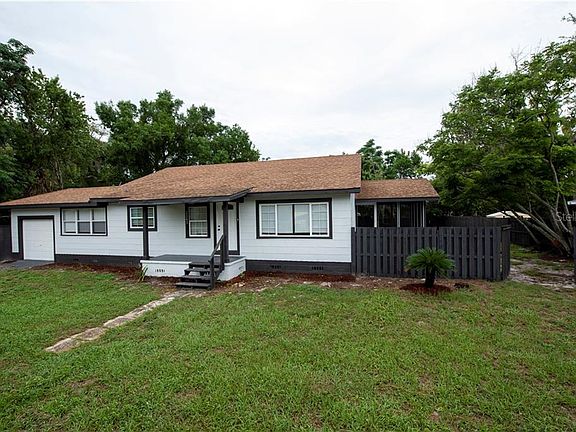 3rd image of 2341 Avenue E NW