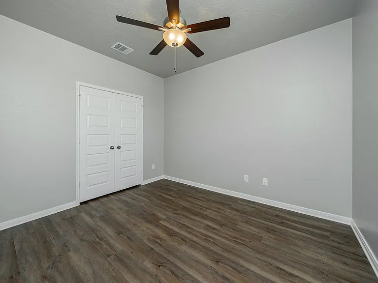 1129 Trellis Pass — Photo 32