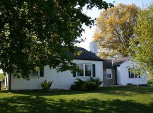 8438 Summit Point Rd, Charles Town, WV 25414