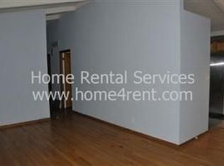 7744 Ash St, Prairie Village, KS 66208