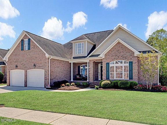 2nd image of 636 Spencer Ct