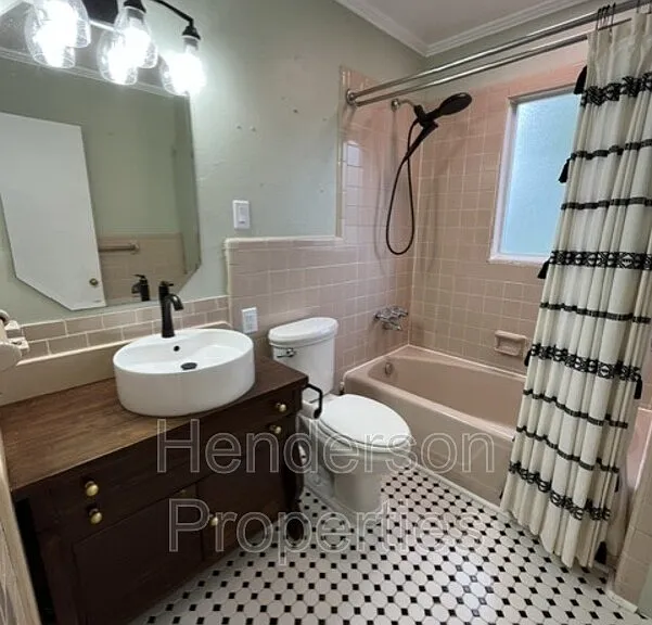 1631 Maple Ave — Photo 10