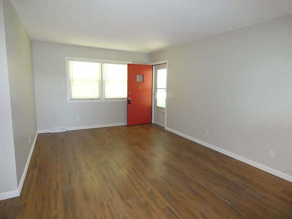 5th image of 606 NW Olive St