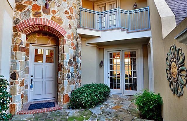 1st image of 1108 Old Bridge Ct