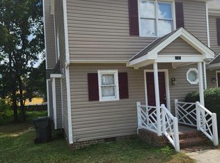 8350 McGuire Dr, Raleigh, NC 27616