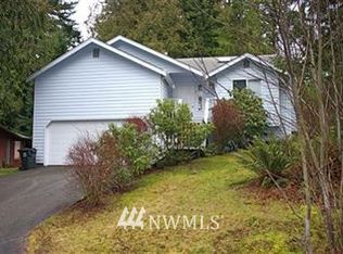 2 Lookout Mountain Ln N, Bellingham, WA 98229