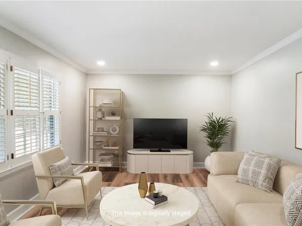 248 Triumph Dr NW, Atlanta, GA 30327