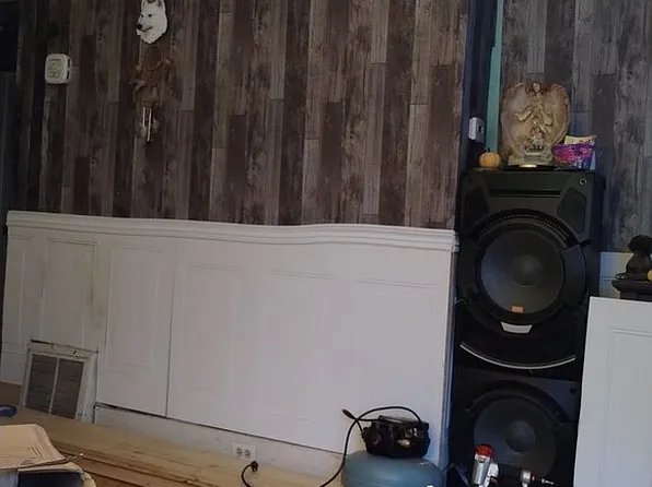 2211 Avon St, Saginaw, MI 48602