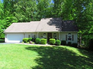 4039 Huntington Dr, Cookeville, TN 38501