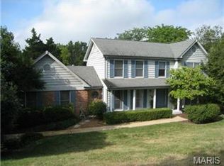 2663 Valley Rd, Chesterfield, MO 63005