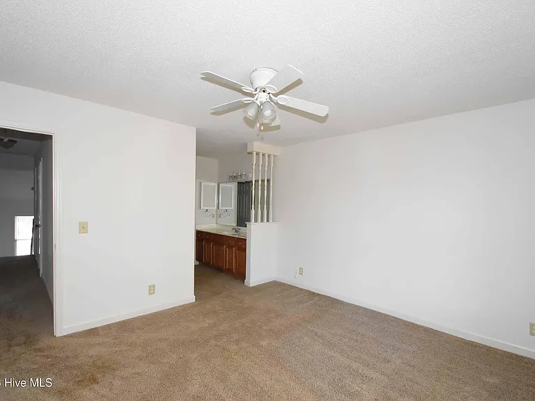 1829 Quail Ridge Rd #K — Photo 17