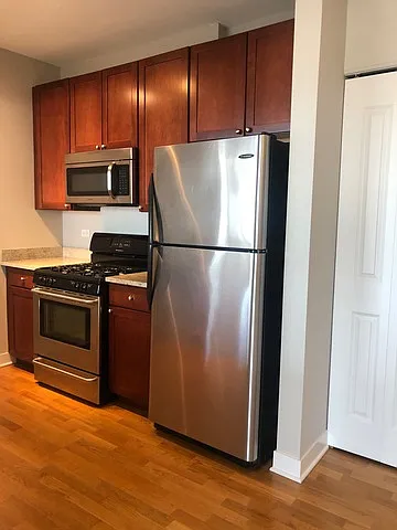 200 N Jefferson St #1206 — Photo 5