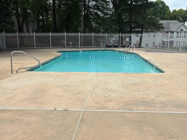 616 Balfour Rd — Photo 15
