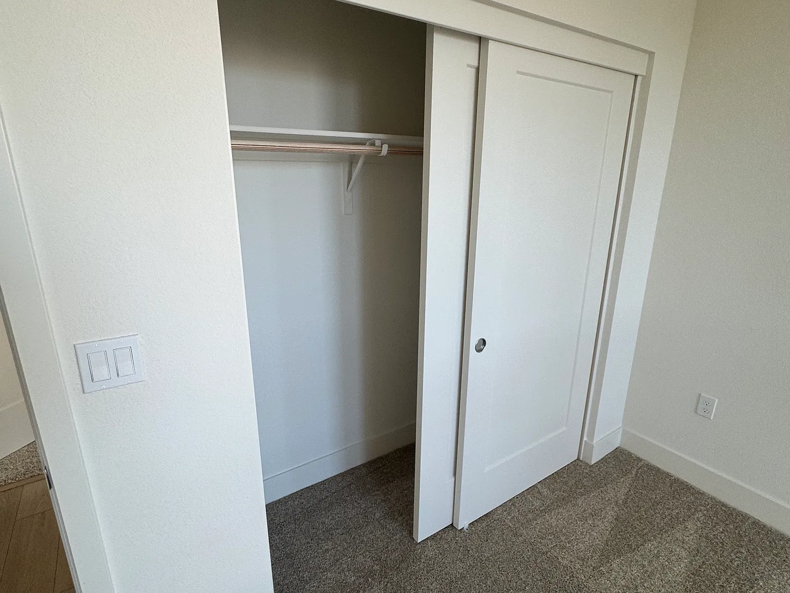 3698 Vision Cmn — Photo 2