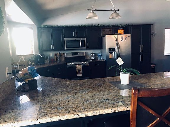 3rd image of 4804 W La Vida Ave