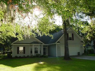 33 Purrysburg Dr, Beaufort, SC 29907