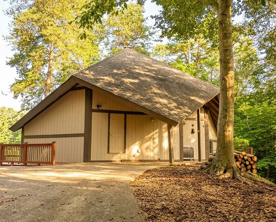 3233 Lake Road Cir