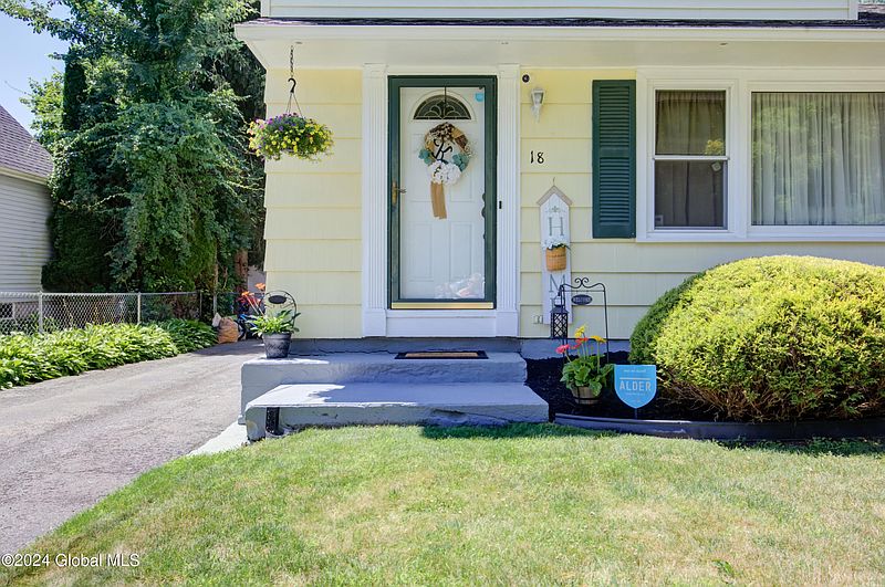 2nd image of 18 Magill Avenue