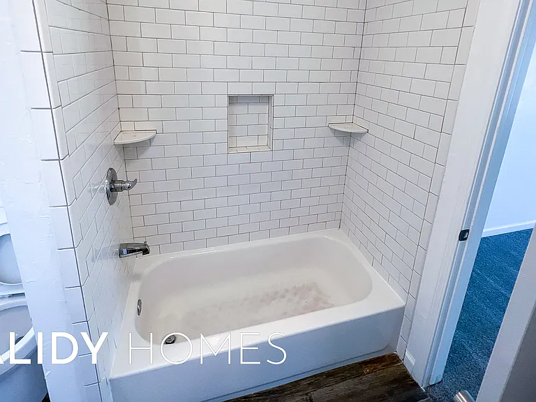 6312 Overcourt Mnr — Photo 33