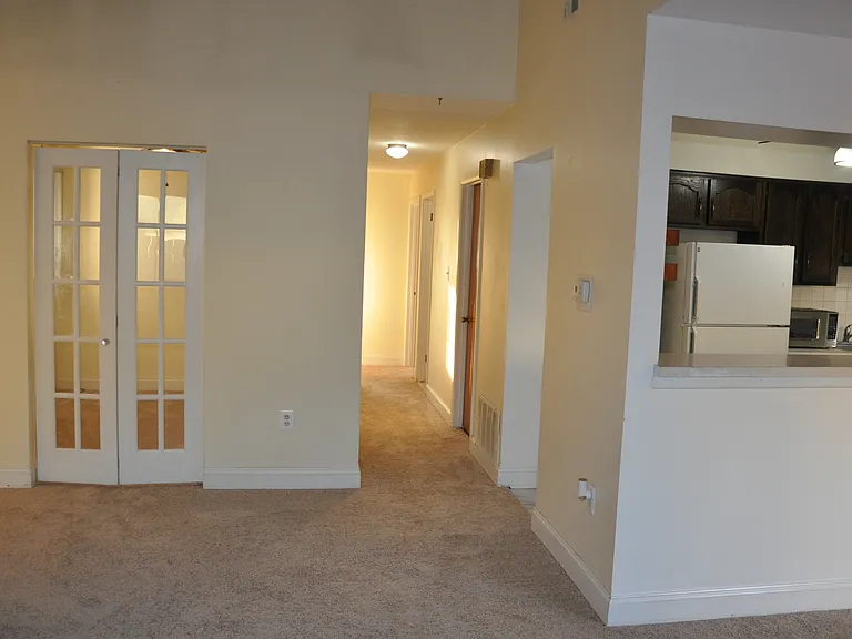 37 Chiswick Dr — Photo 7