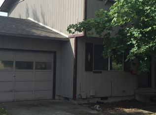 105 McGuire Pl, Longview, WA 98632