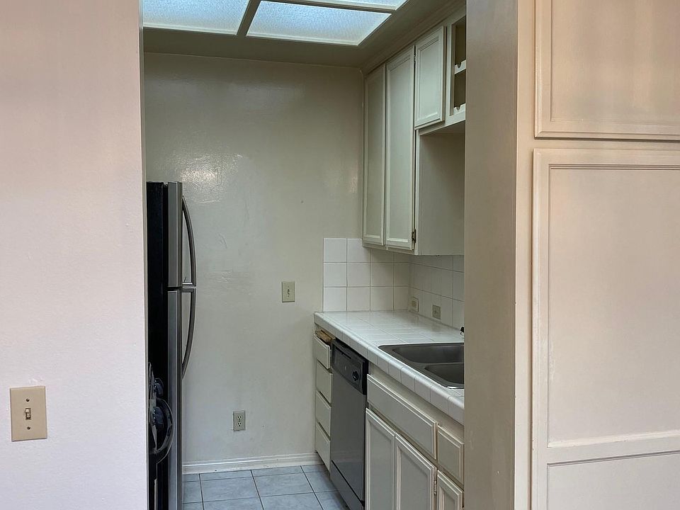 Kitchen R
