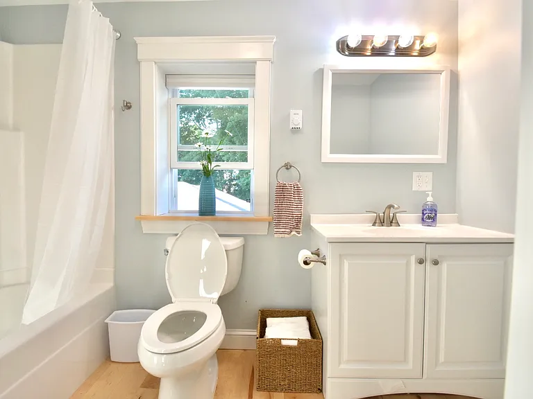 15 Lincoln St #2 — Photo 8
