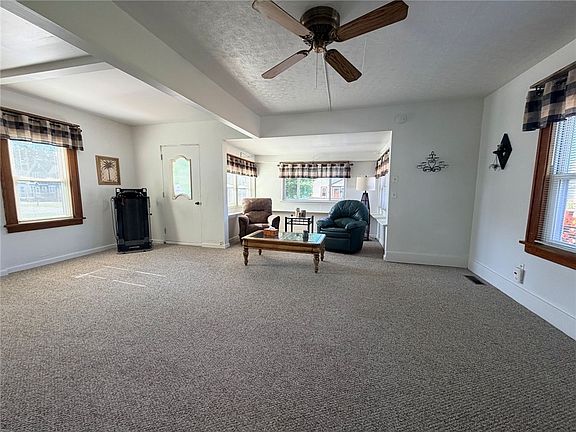 4th image of 78 Koladyne Ave