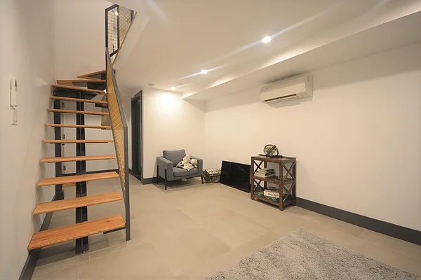 Rented by Corcoran | media 7