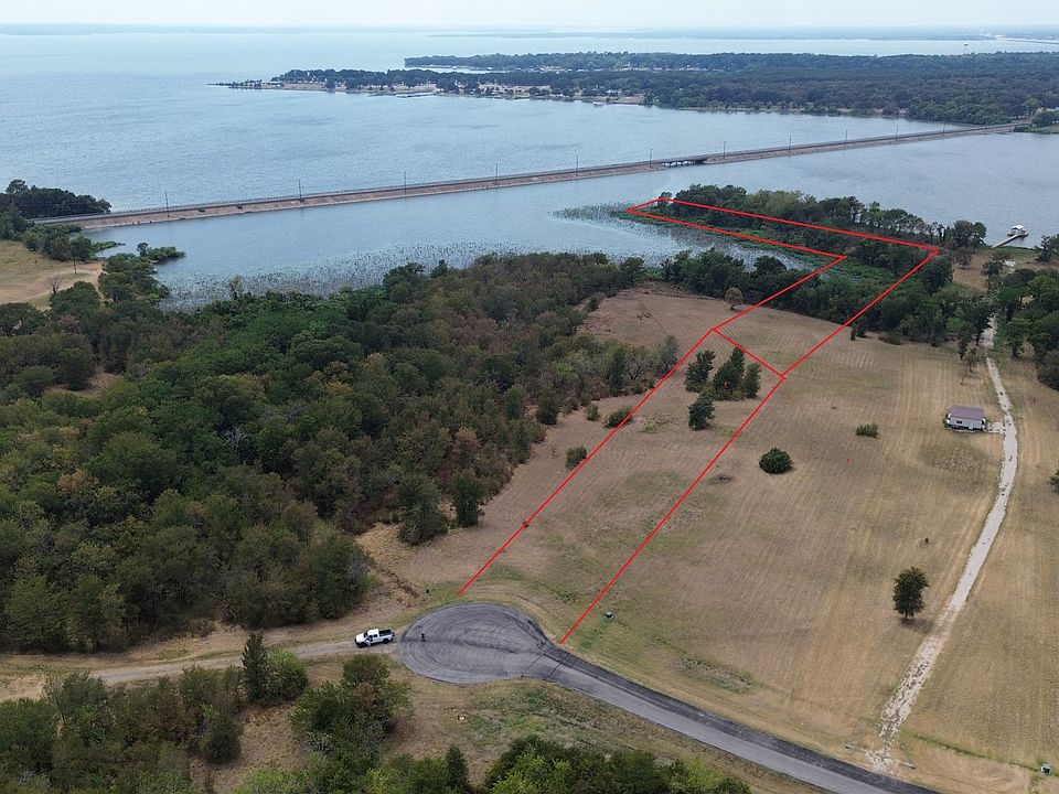 1st image of 47 Lago Vista Dr