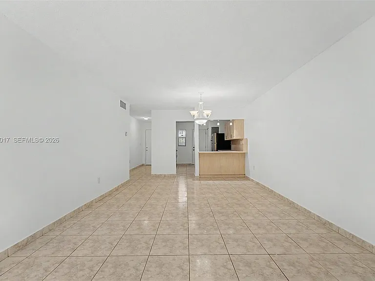 1950 W 54th St #105 — Photo 19