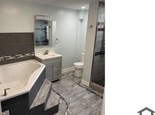 7153 S Michigan Ave, Chicago, IL 60619