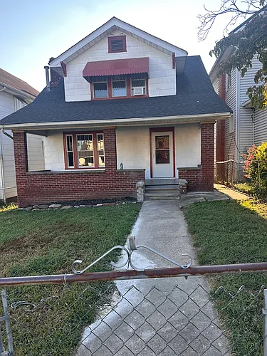 325 27th St Photo 1