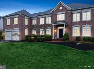 18498 Barton Creek Pl, Leesburg, VA 20176
