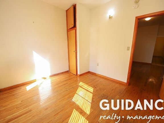 2nd image of 172 W 81st St APT 4c
