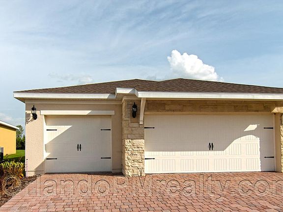 2nd image of 3866 Gulf Shore Cir