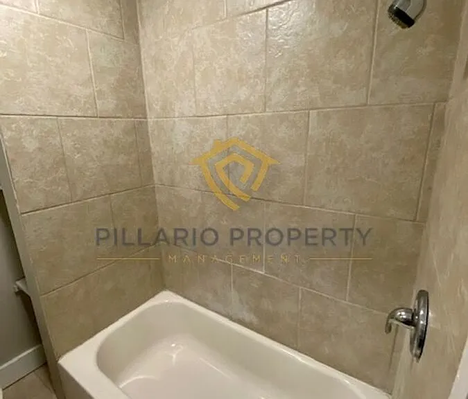 4515 N College Ave — Photo 25