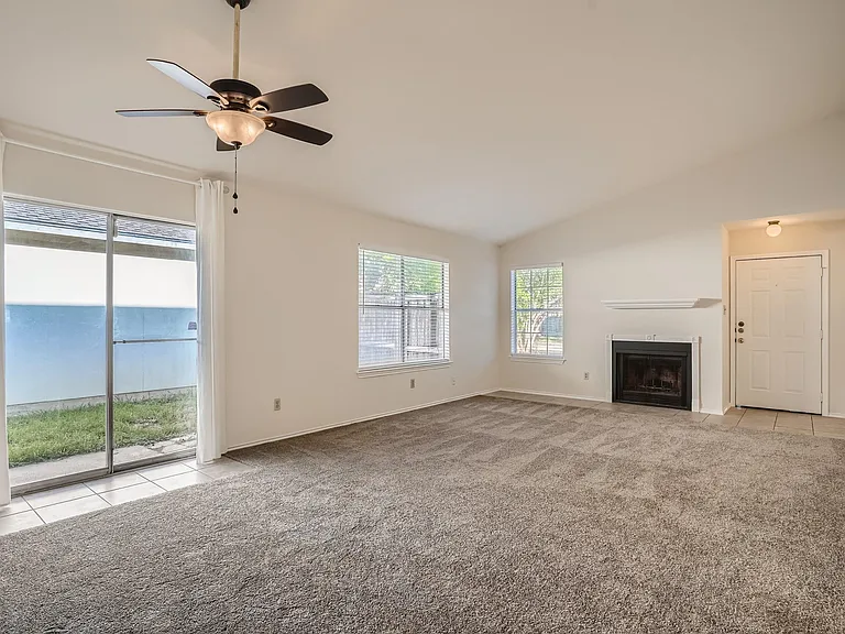 5937 NW Kevin Kelly Pl — Photo 3