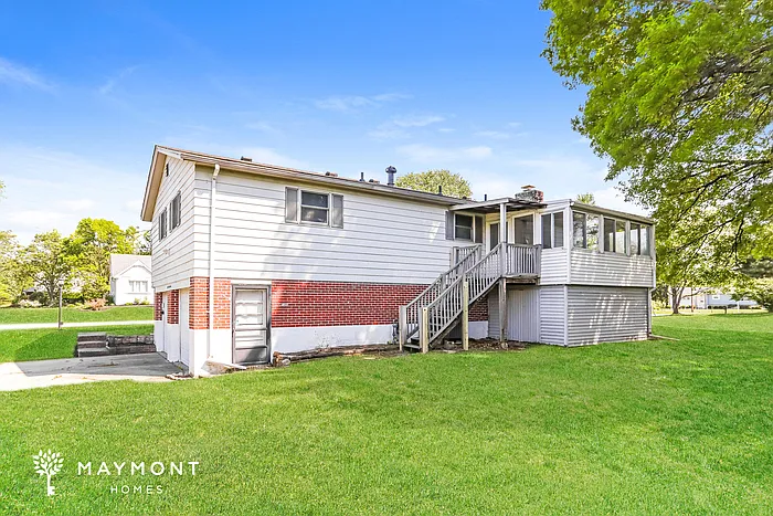 8023 Barret Rd — Photo 15