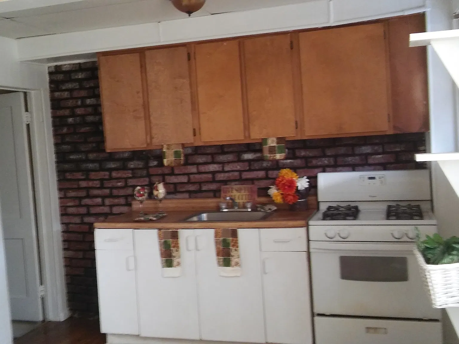 2 bed, 1215 sqft, $1,349 — Photo 3