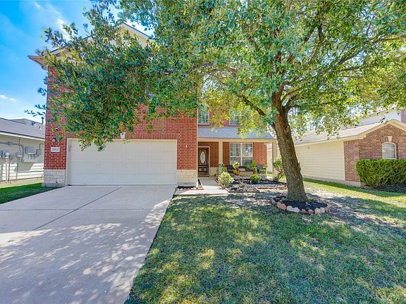 2nd image of 19727 Summerlin Dr