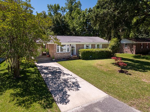5th image of 1787 Markham Rd