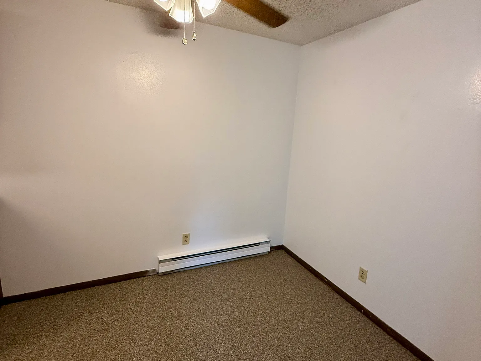 533 Parkview Lane — Photo 2