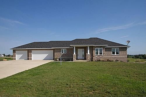 1st image of 15579 Red Maple Dr
