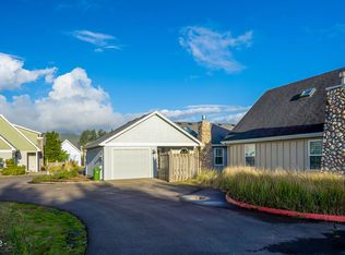 5703 Four Sisters Ln, Pacific City, OR