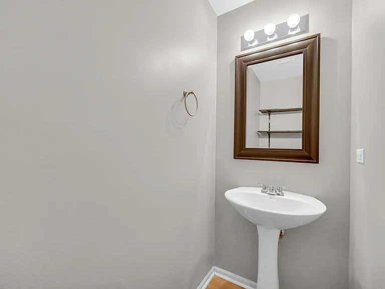 5005 Corning Ct — Photo 23