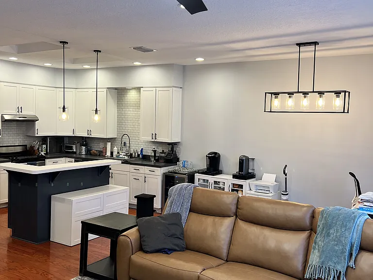 2900 W Azeele St #M — Photo 4