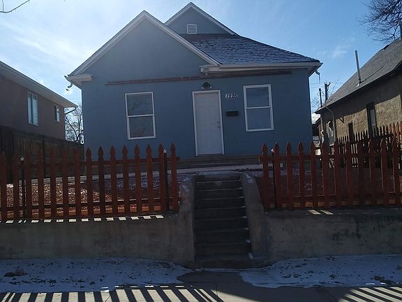 2nd image of 1228 E 5th St