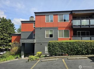 7001 Sand Point Way NE #B410, Seattle, WA 98115