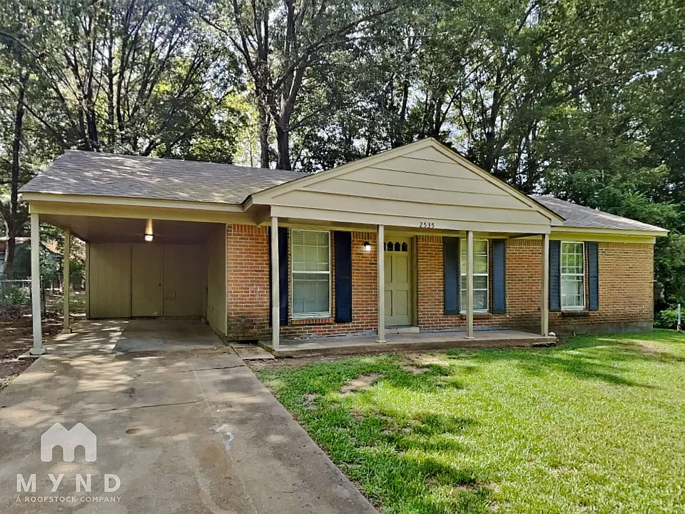 2535 Eastbrook Dr